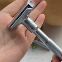 用了2年手动剃须刀后，我彻底放弃了电动款：这些优势真的试过才懂