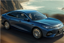 吉利真拼了！续航2100km的全新银河A7新增两车型：售价降至9.78万