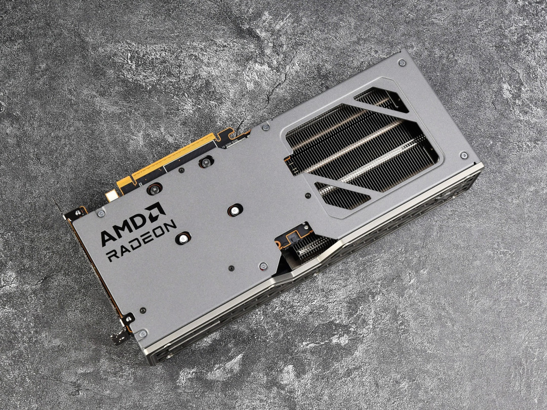 蓝宝石RX 9060 XT 16G《永劫无间》FSR 4实测：帧数更高 画质更好