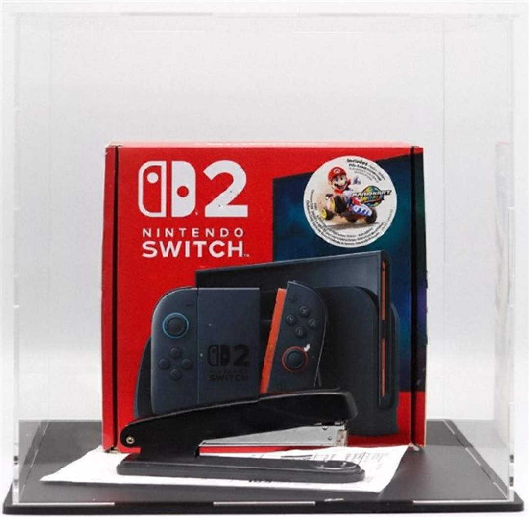 还记得被订书机钉坏的Switch 2吗:以179万元天价卖出!全捐给公益