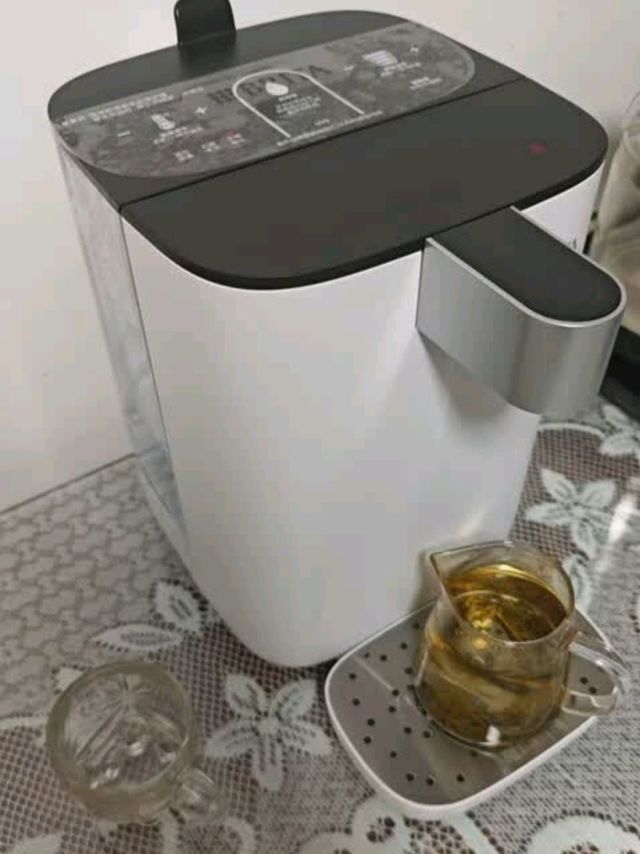 碧然德 即热直饮机 调温 免安装 台式净水器 白色 智能即热饮水机