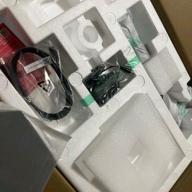 千元档性价比之光！盛色D76显示器开箱体验