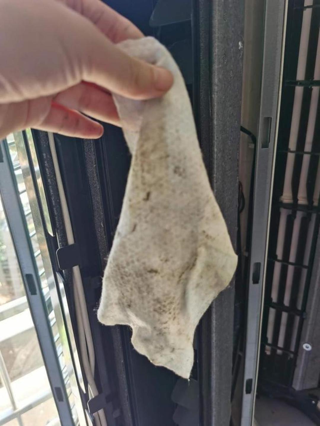 空调26度发酸臭?新老机型异味真相:涂层水解+细菌作祟