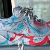夏天跑步必备ASICS Novablast 5 TOKYO 东京配色