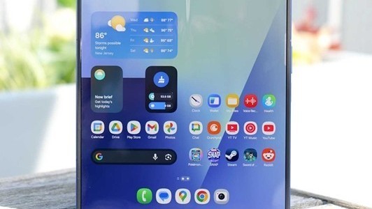 三星Galaxy Z Fold8将采用无折痕技术
