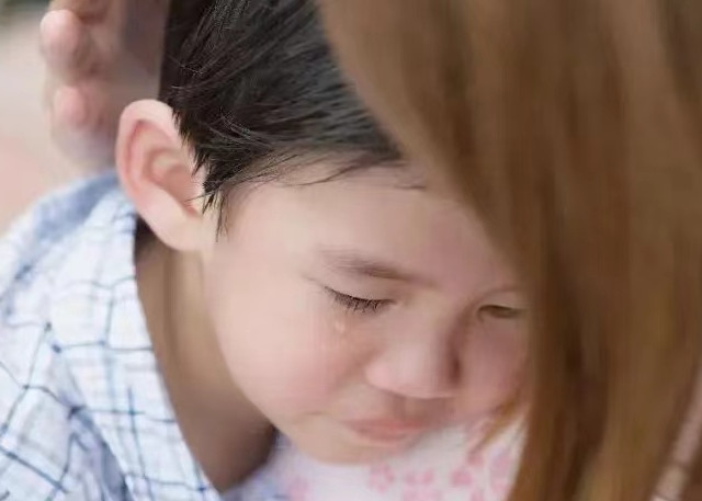 二胎妈妈告诉你：孩子不能养得太“精细”，过度精养，每步都是坑