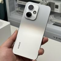 7月手机排行：荣耀400第九，红米K80至尊版第三，第一仍无可撼动