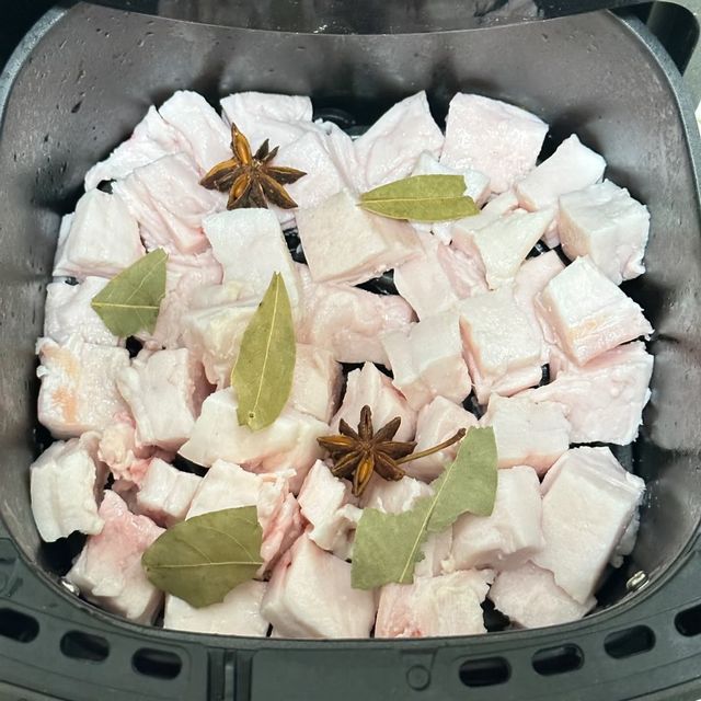 用空气炸锅炼油，没想象中方便