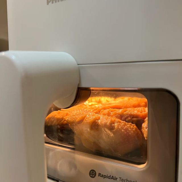 鸡翅烤焦，空气炸锅磨合需时