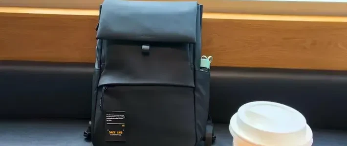 告别背包焦虑！地平线8号Moment背包：防摔防水还透气