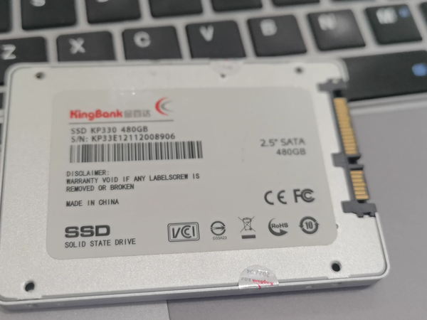 金百达KP330 480G拆解（联芸1102主控 黑片）
