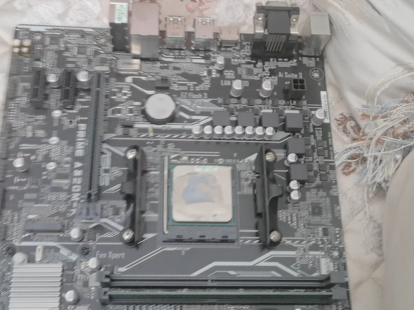 假金士顿固态硬盘快速鉴定