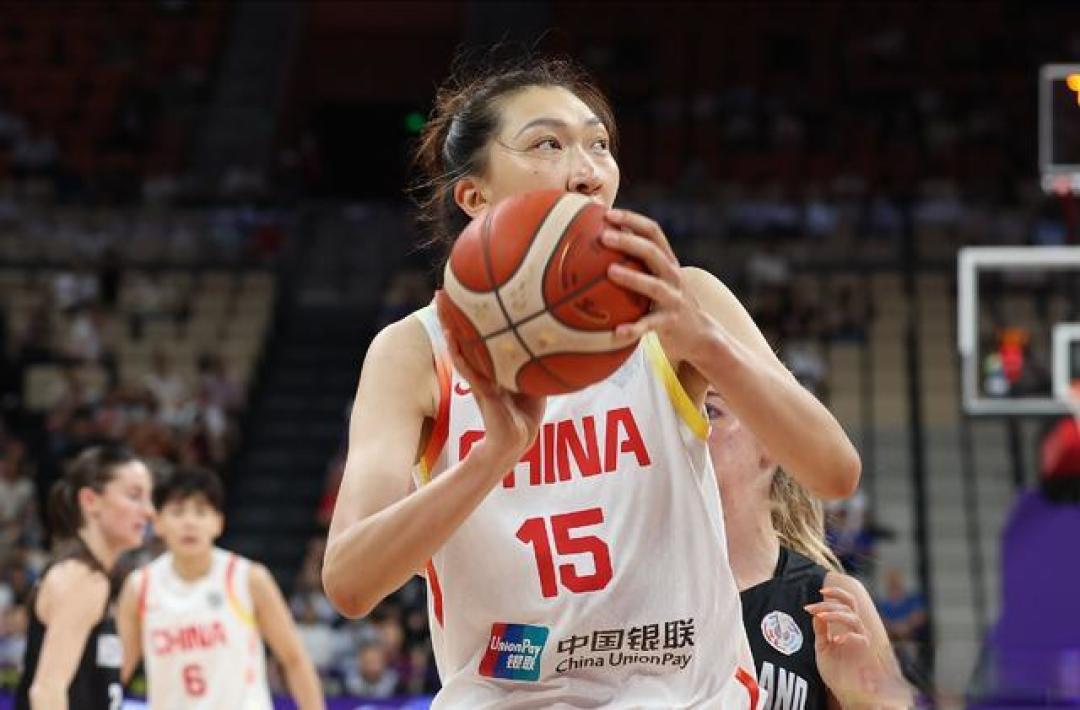 中国女篮半决赛外线失准憾负日本 张子宇17+9显新星锋芒