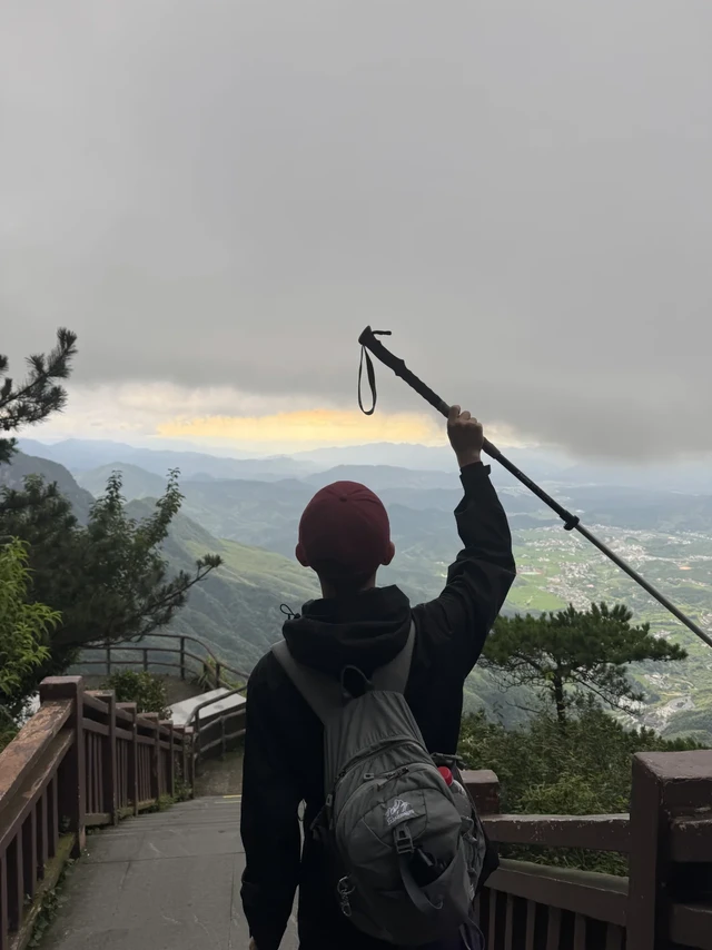 谢谢台风，让我拍到了武功山的人生照片