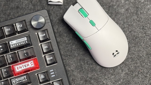 玄派星闪P1熊猫鼠标，让桌面不在枯燥的高性能鼠标