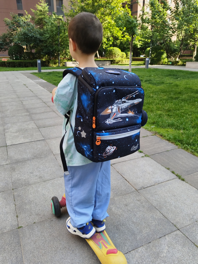 学生书包