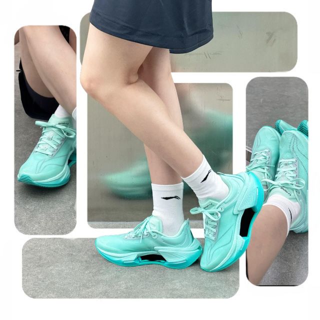 李宁绝影3新配色美到挪不开眼！这踩云感真的让人惊艳…