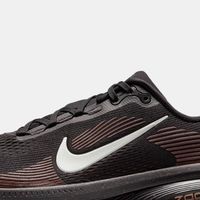NIKE VOMERO 18 缓震与透气性评测