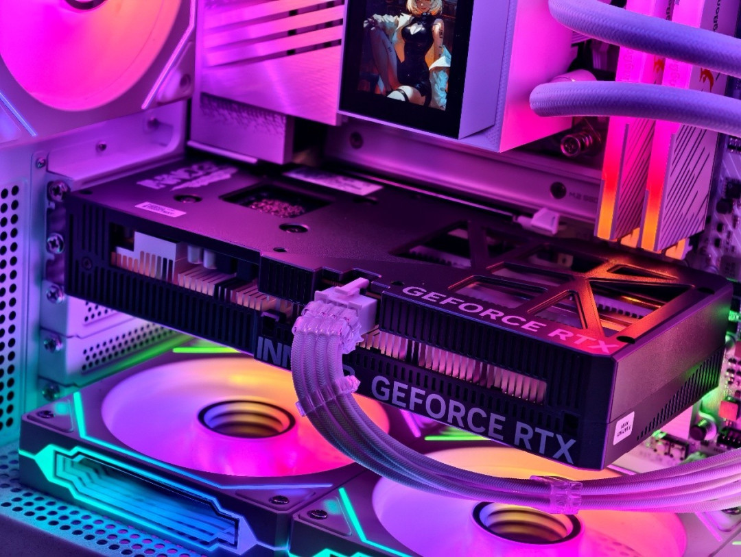 女性主角高分新作!映众RTX5060即可畅玩