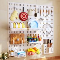 这调料架贴墙上能吸 10 瓶！拿酱油不用翻橱柜，炒菜再没打翻瓶