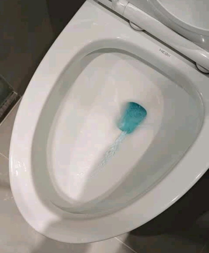 绿岛洁厕剂