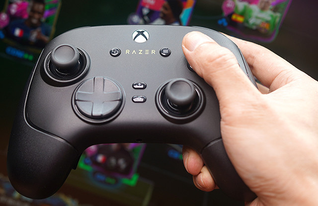 换换口味！告别 XBOX 精英！雷蛇 幻影战狼 V3 PRO 专业版开箱