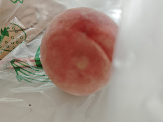 桃子季：香甜水蜜桃的诱惑