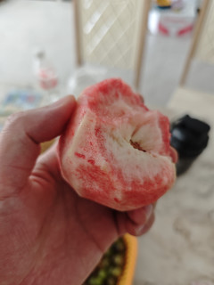 桃子季：香甜水蜜桃的诱惑