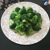 家常菜推荐-清炒西兰花