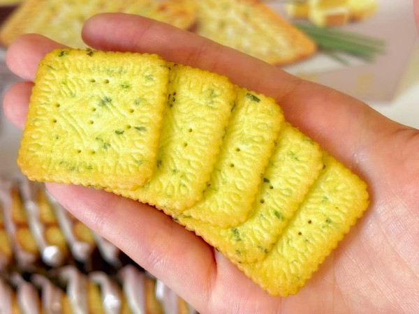便携香葱饼干，下午茶好伴侣