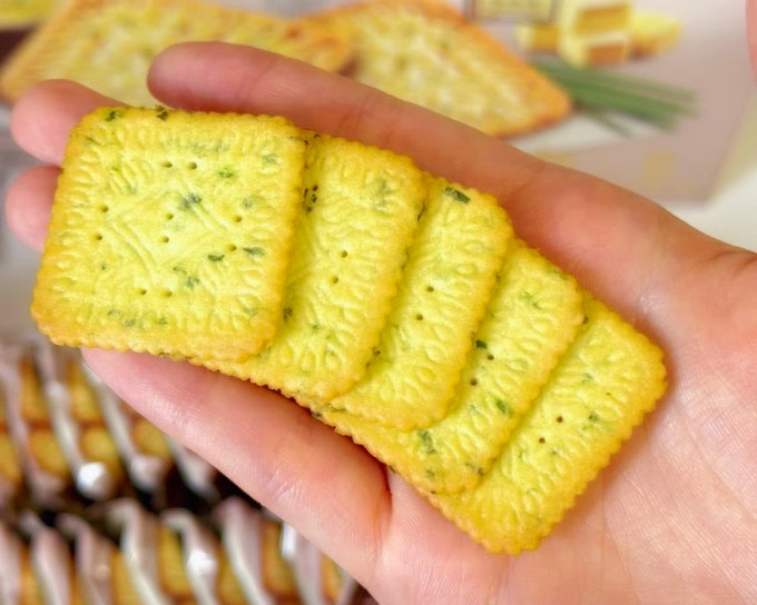 伟龙饼干