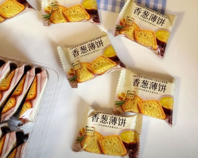 伟龙饼干
