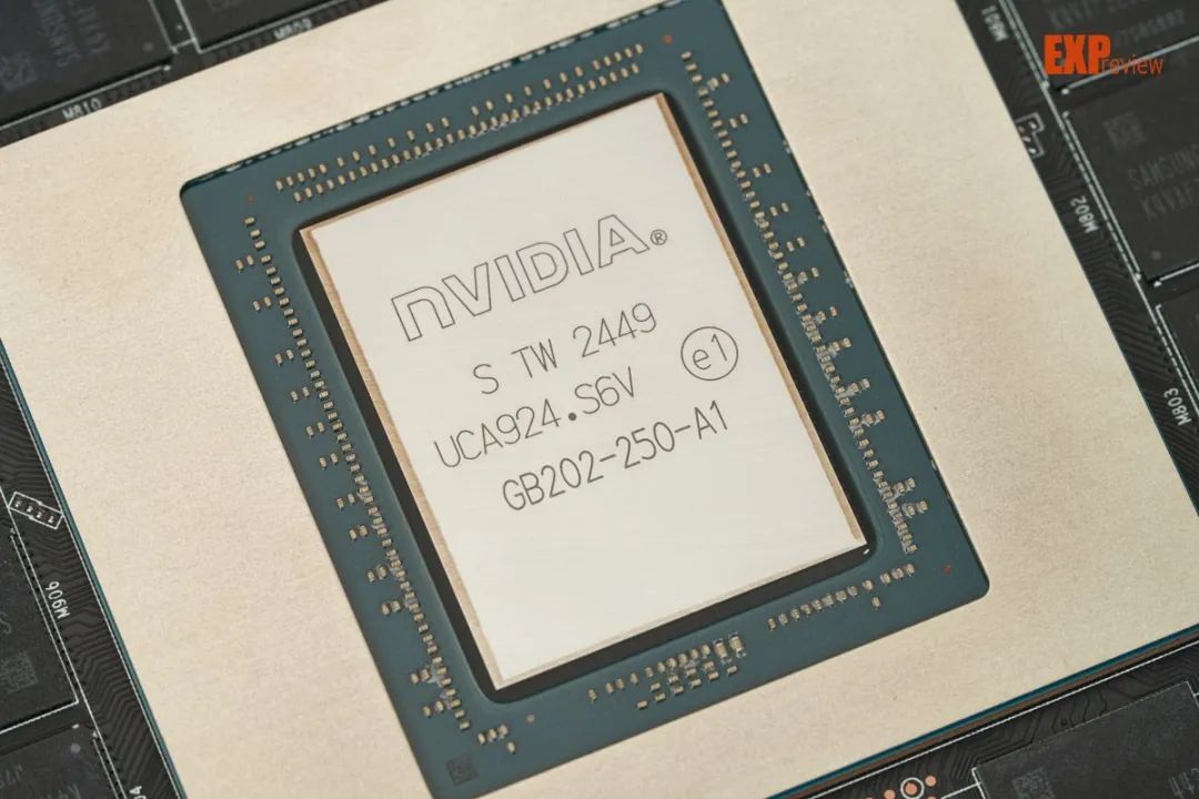 英伟达无法解禁RTX 5090 D,仍需要RTX 5090 D V2替换