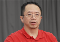 周鸿�t曝360将推智能眼镜：要带显示功能 不带和耳机没区别