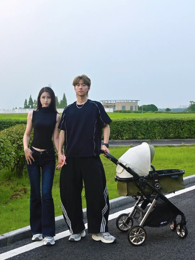 过来人经验！跟着队友选婴儿推车真的绝！