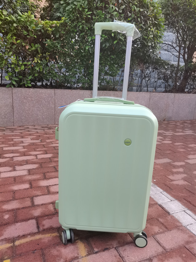 一拉就走，拆箱百事高颜值拉杆箱，我的旅行搭子！