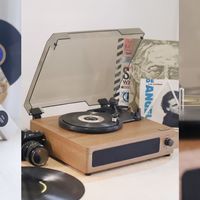 塔瑞尔TARRE黑胶唱片机TE-01，复古与现代功能的平衡之选