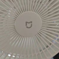 小米桌面风扇：小身材大能量，在哪都能吹