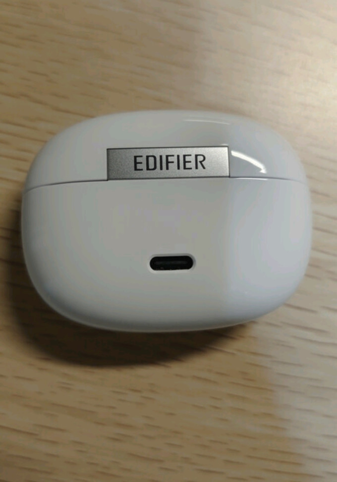 漫步者蓝牙耳机