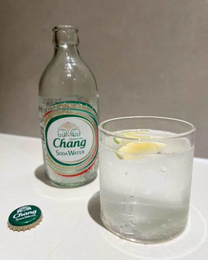 象牌起泡饮用水