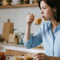 世研读榜 篇零：即时主食品类延伸，低负担零食满足职场补给｜世研消费指数产品榜