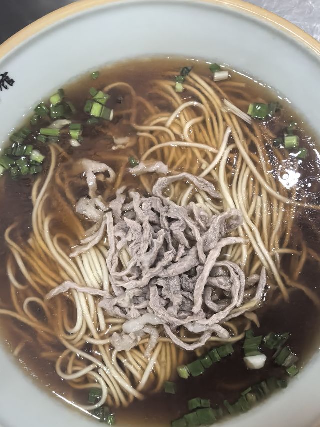 实实在在的原汤肉丝面
