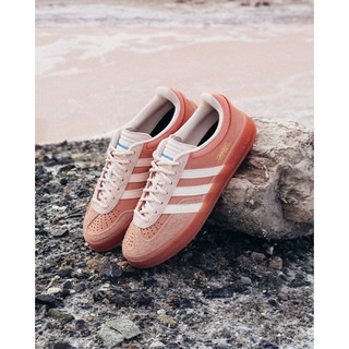 Bad Bunny携手adidas Originals联名新作 Gazelle Cabo Rojo 来袭，配色曝光！
