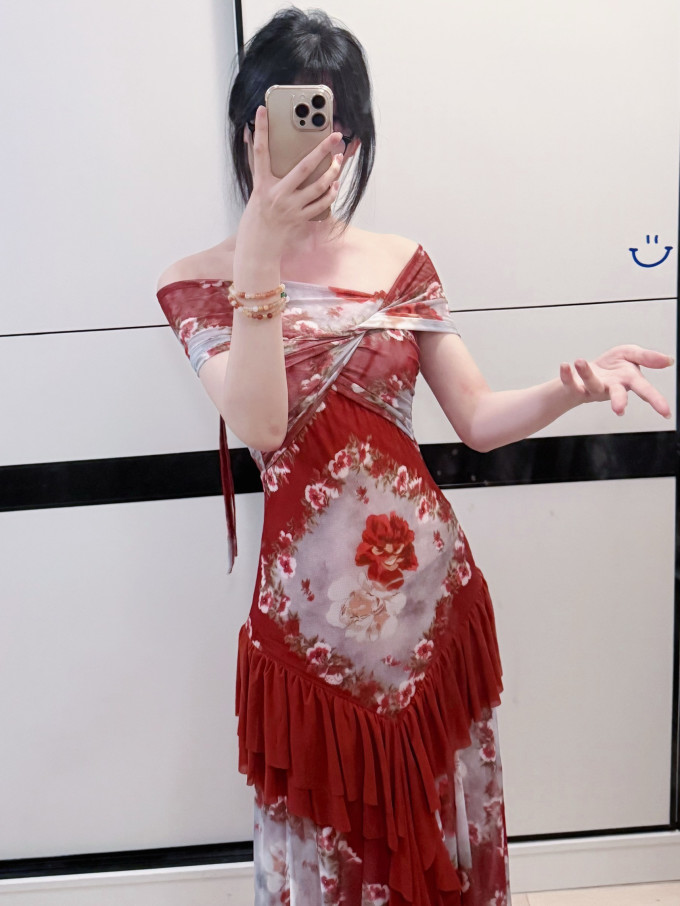 裙装
