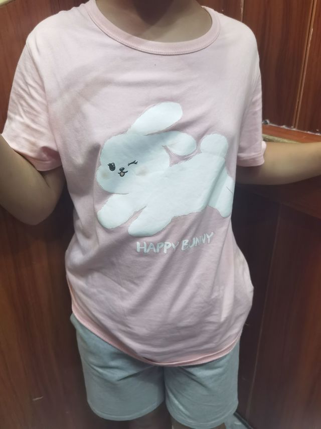 纯棉衣物穿着舒适颜色好看