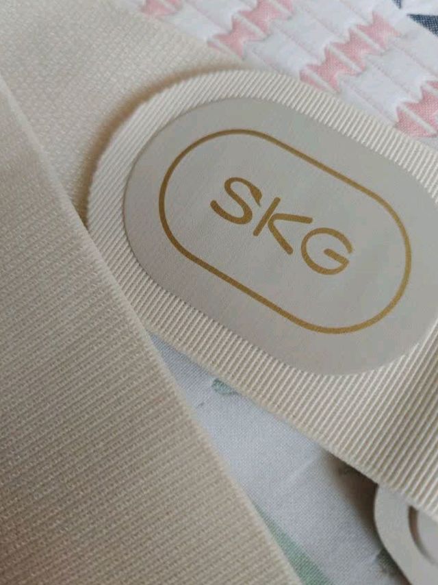 SKG腰腹部健腹腰带k7甩脂机塑形燃脂瘦肚子热敷暖宫运动护腰