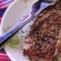 今年牛肉价格不错，口粮牛排吃起来