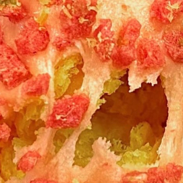 清晨阳光下的奶香饼干