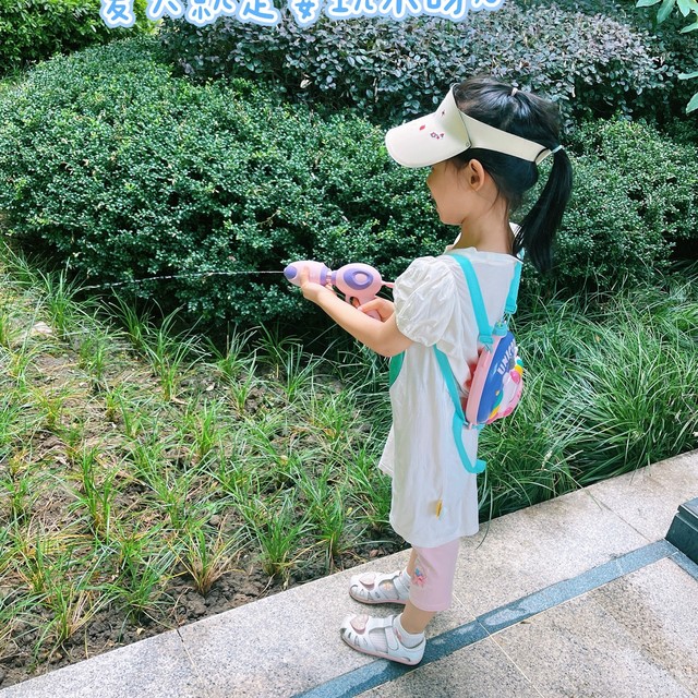 夏天和娃的快乐，一支水枪就搞定！