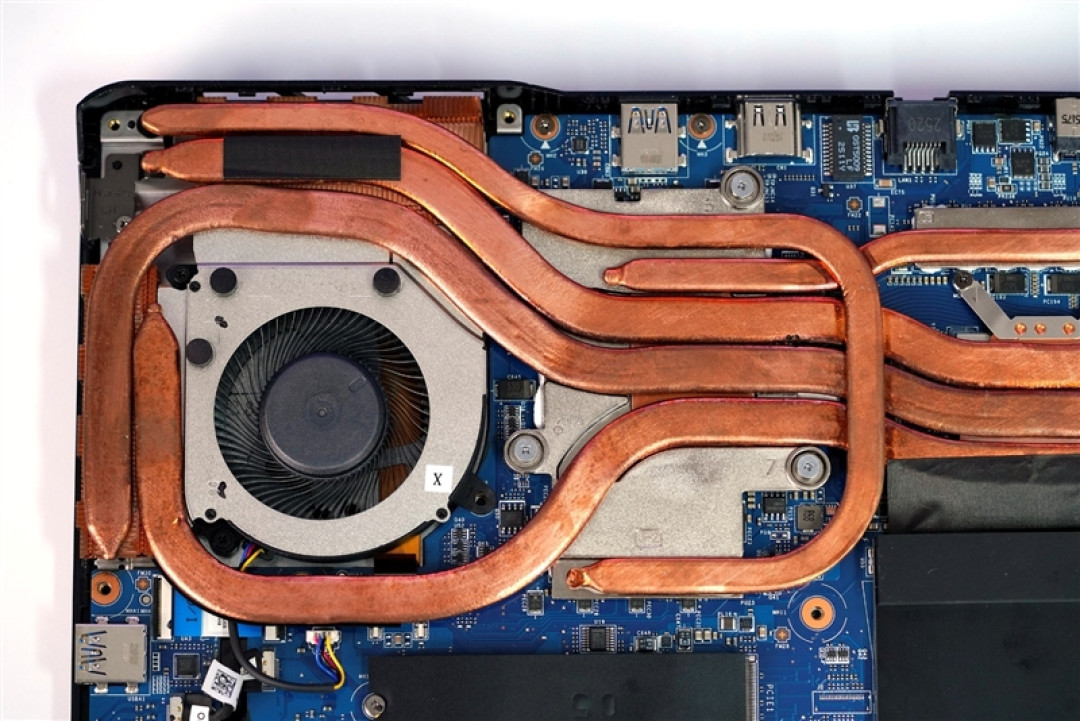 微星神影16锐龙版评测:锐龙7945 HX配合RTX 5070游戏生产力兼顾 体验同价无敌